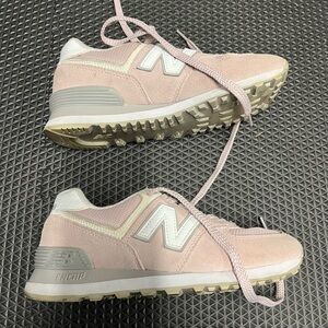 New balance shoes